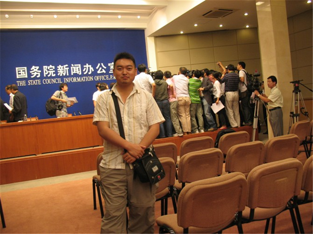 2006届优秀校友，西藏人民广播电台总编室副主任李鹏 (3)_副本.jpg