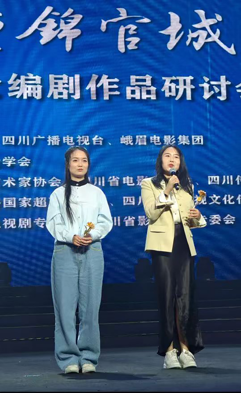 1703434947342361.jpg 18111.jpg