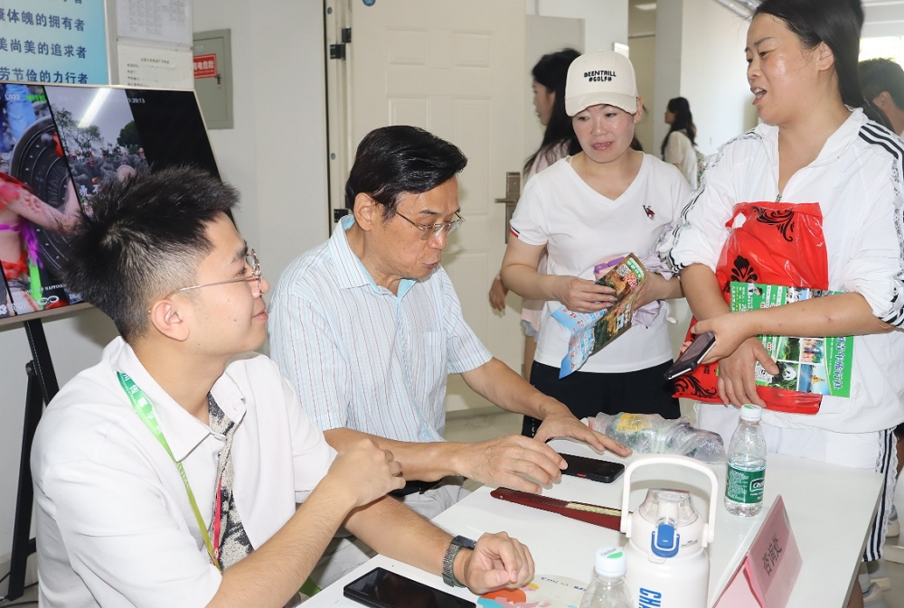 1725724553698575.png W.png